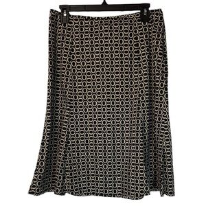 Chic Black and White Patterned Skirt